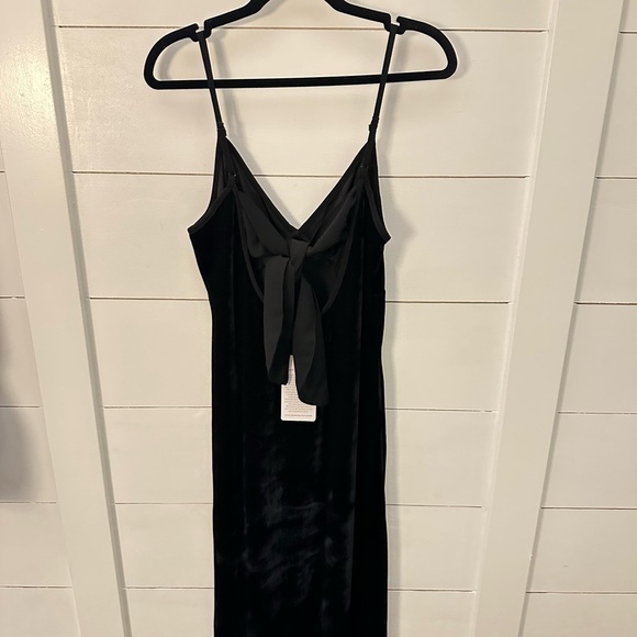 NWT BAND OF GYPSIES GIRL CRUSH Black Velvet woman spaghetti strap dress MED - Picture 6 of 13